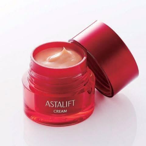 Astalift Renewal Anti-Aging Face Cream – 30g | Deep Hydration & Firming Moisturizer Astalift Renewal Anti-Aging Face Cream – 30g | Deep Hydration & Firming Moisturizer