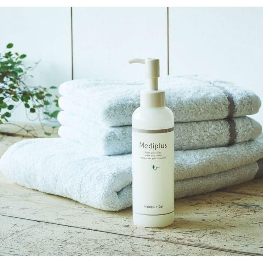 Mediplus All-In-One Moisturizing Hydrating Gel – 180g | 24-Hour Hydration & Skin Barrier Care Mediplus All-In-One Moisturizing Hydrating Gel – 180g | 24-Hour Hydration & Skin Barrier Care