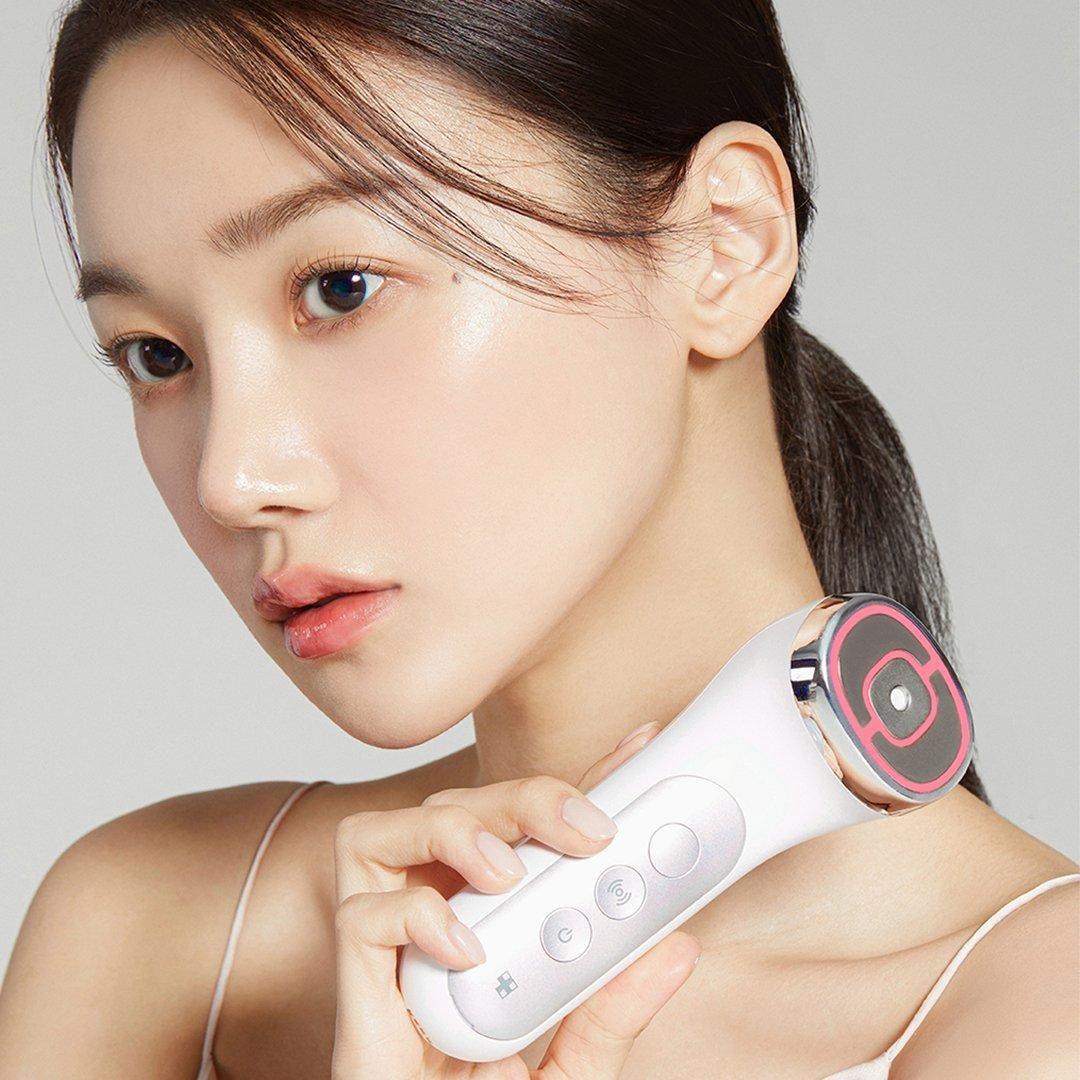 Medicube AGE-R Ussera Deep Shot | Advanced High-Frequency Skin Tightening Device Medicube AGE - R Ussera Deep Shot | Advanced High - Frequency Skin Tightening Device - Glam Global UKMedicube