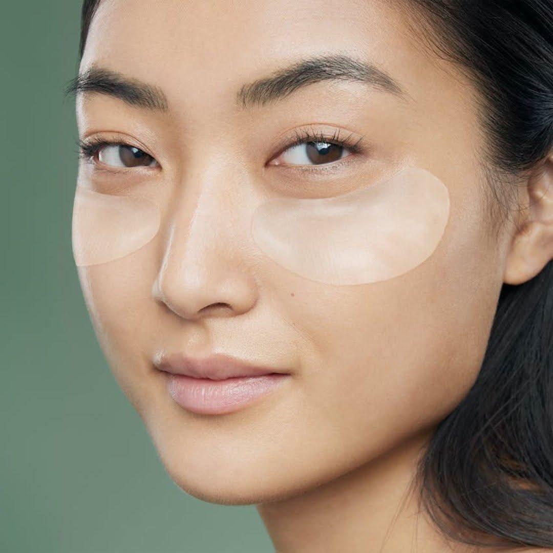 BIOEFFECT Imprinting Eye Mask – 8 Count | Hydrating & Rejuvenating Hydrogel Eye Mask BIOEFFECT Imprinting Eye Mask - 8 Count - Glam Global UKBIOEFFECT