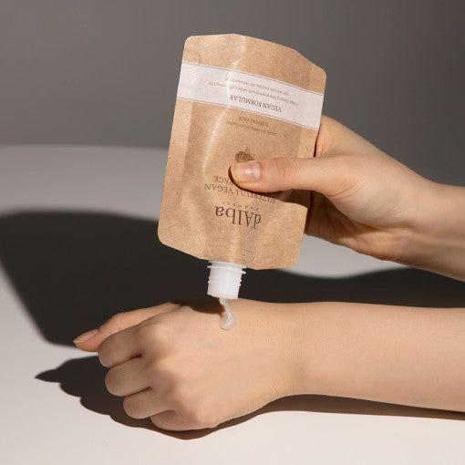 d'Alba Waterfull Vegan Sleeping Pack (Spout Type) – 60ml | Deep Overnight Hydration d'Alba Waterfull Vegan Sleeping Pack (Spout Type) 60ml - Glam Global UKd'Alba