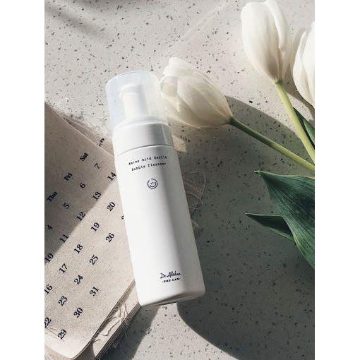 Dr. Althea Amino Acid Gentle Bubble Cleanser – 140ml  Hydrating & Acne-Protecting Cleanser with Nano-Sized Foam Technology Dr. Althea Amino Acid Gentle Bubble Cleanser - 140 ml - Glam Global UKDr.Althea