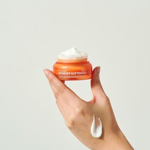 EUNYUL VITA BALANCE WONDER SOFTENING CREAM – 50ml | Hydrate & Protect with Tropical Fruit Infusion EUNYUL VITA BALANCE WONDER SOFTENING Cream 50ml - Glam Global UKEUNYUL
