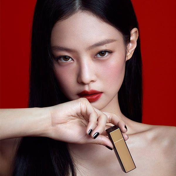 HERA Rouge Classy – 3.5g | Elegant, Long-Wear Lipstick Inspired by Seoul’s Modern Beauty HERA Rouge Classy 3.5g - Glam Global UKHERA