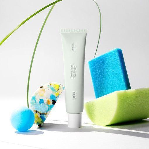 Huxley Watery Sun Cream: Stay Sun Safe SPF 50+ PA++++ – 75ml | Lightweight, Hydrating & Invisible Daily Sunscreen Huxley Watery Sun Cream Stay Sun Safe 75ml (SPF 50+ PA++++) - Glam Global UKHuxley