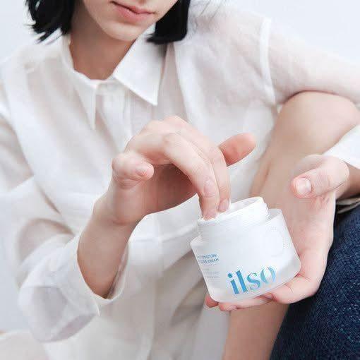 ilso Daily Moisture Pudding Cream - 50ml | Hydrating & Skin Barrier Strengthening ilso Daily Moisture Pudding Cream 50ml - Glam Global UKilso
