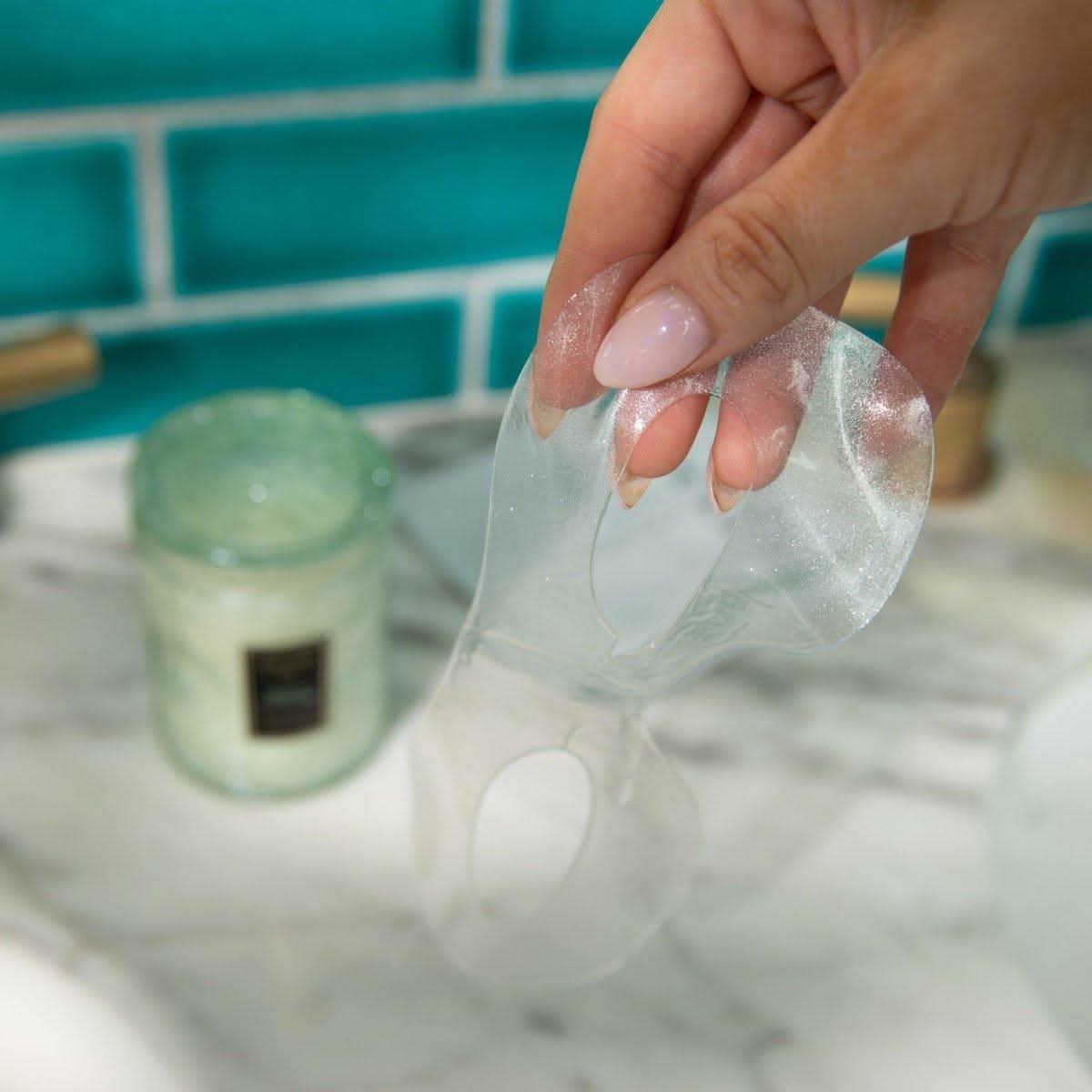 RéVive Masque Des Yeux Instant De-Puffing Gel Eye Mask | Refresh & Brighten in 15 Minutes RéVive Masque Des Yeux Instant De - Puffing Gel Eye Mask | Refresh & Brighten in 15 Minutes - Glam Global UKRéVive