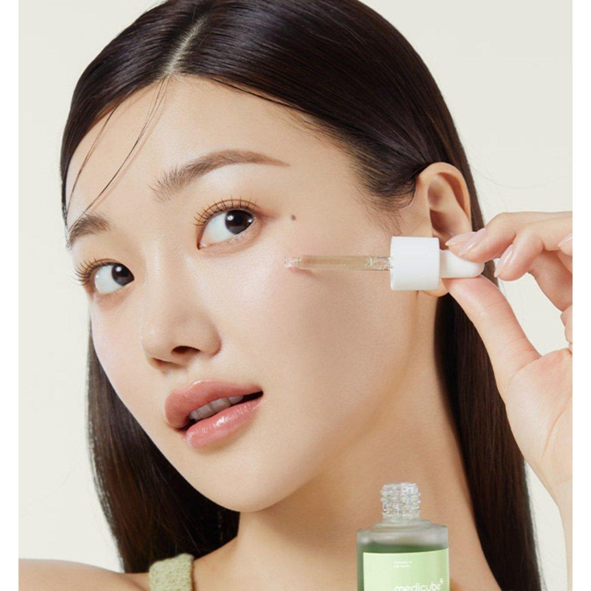 Medicube Exosome Cica Ampoule - 30ml | Intensive Soothing & Hydrating Treatment for Sensitive Skin Medicube Exosome Cica Ampoule - 30ml | Intensive Soothing & Hydrating Treatment for Sensitive Skin - Glam Global UKmedicube