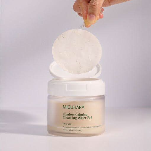 MIGUHARA Comfort Calming Cleansing Water Pad (70 Pads, 160ml) | Gentle pH-Balanced Makeup Removal & Skin Soothing MIGUHARA Comfort Calming Cleansing Water Pad 70 pads 160ml - Glam Global UKMIGUHARA