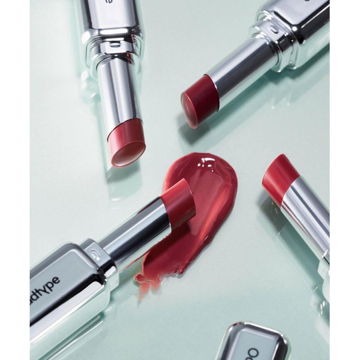 Oddtype Unscene Dew Glow Balm – Multi-Use Glow Stick | Dewy Tint for Lips, Cheeks & Eyes Oddtype Unscene Dew Glow Balm - Glam Global UKOddtype