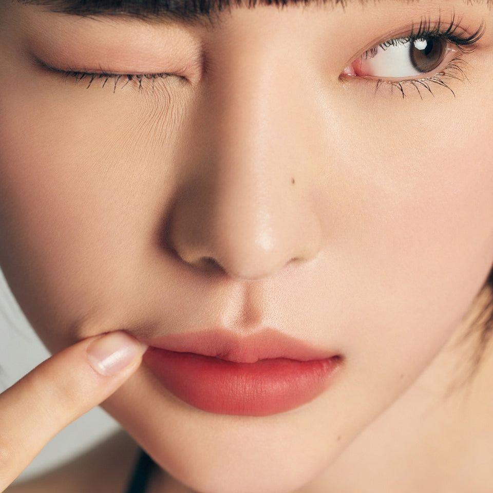 Oddtype Unseen Blur Tint – Weightless Matte Lip Tint | Soft-Focus, Blurred Lip Look Oddtype Unseen Blur Tint - Glam Global UKOddtype