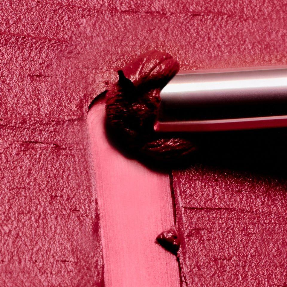 Oddtype Unseen Blur Tint – Weightless Matte Lip Tint | Soft-Focus, Blurred Lip Look Oddtype Unseen Blur Tint - Glam Global UKOddtype