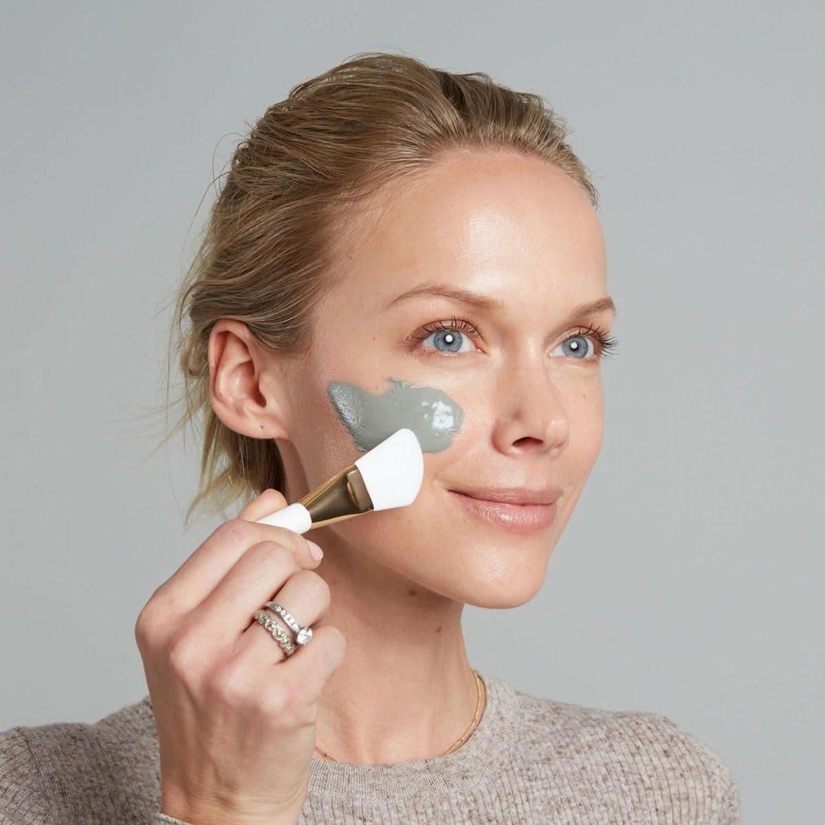 Ogee Glacial Clay Detox Mask – 100ml | Purifying, Soothing & Glow-Enhancing Clay Treatment Ogee Glacial Clay Detox Mask - Glam Global UKOgee