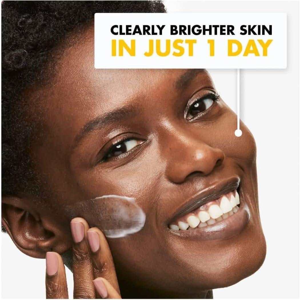 Olay Vitamin C + AHA24 Sérum en gel de día con vitamina C, AHA y niacinamida - 40 ml Olay Vitamin C + AHA24 Day Gel Serum - 40ml | Brightening Serum with Vitamin C, AHA & Niacinamide - Glam Global UKOlay