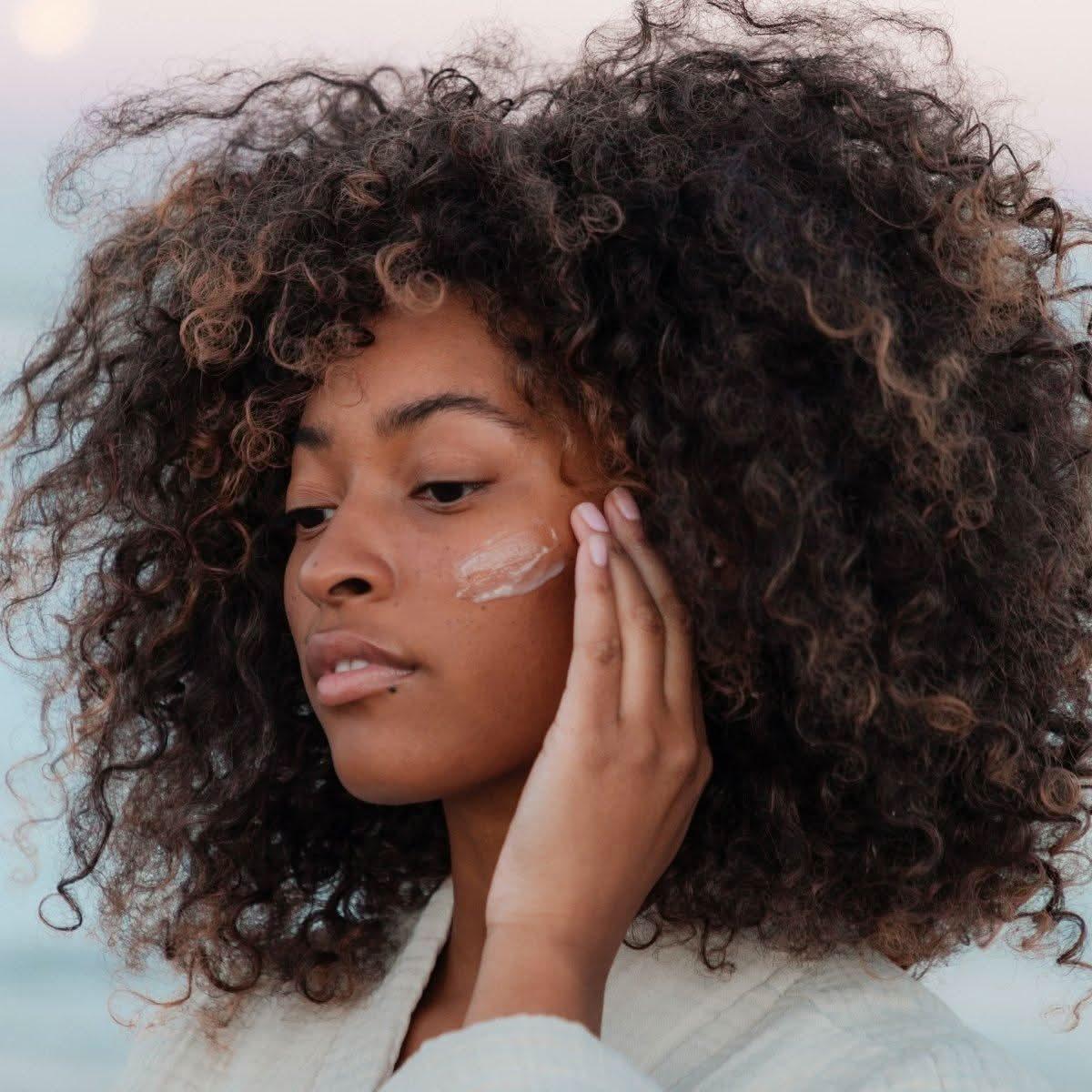 OSEA Seaglow Overnight Serum – 34ml | Resurfacing Night Serum for Smooth, Radiant Skin OSEA Seaglow Overnight Serum - 34ml - Glam Global UKOSEA