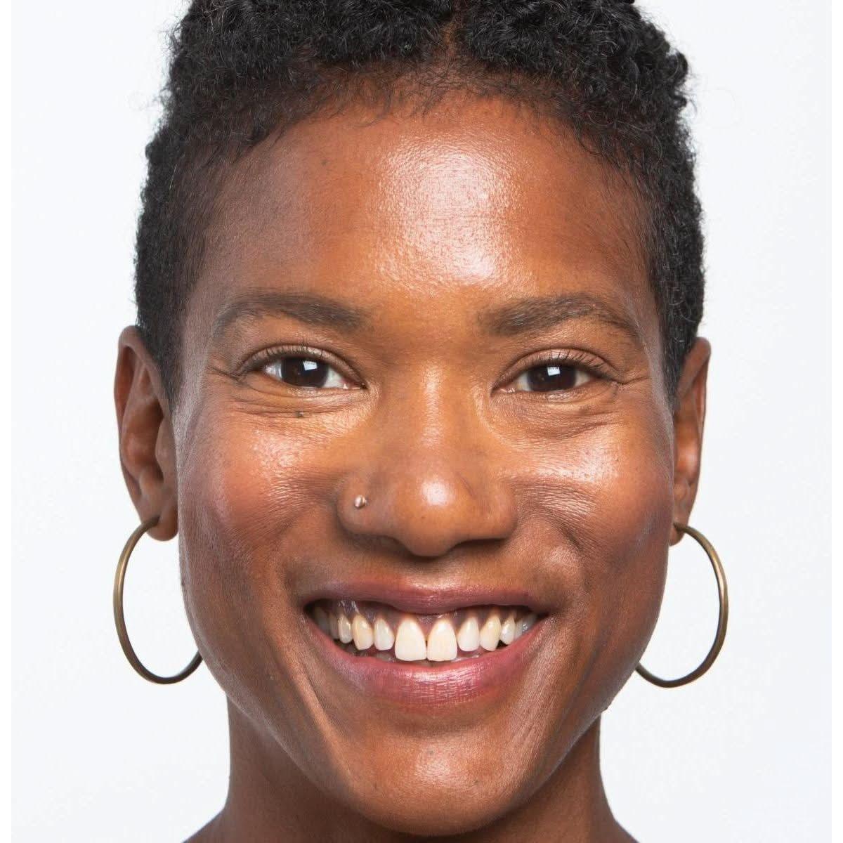 Ogee Tinted Sculpted Lip Oil | Hydrating, Buildable Colour with Organic Jojoba & Nourishing Butters Ogee Tinted Sculpted Lip Oil - Glam Global UKOgee