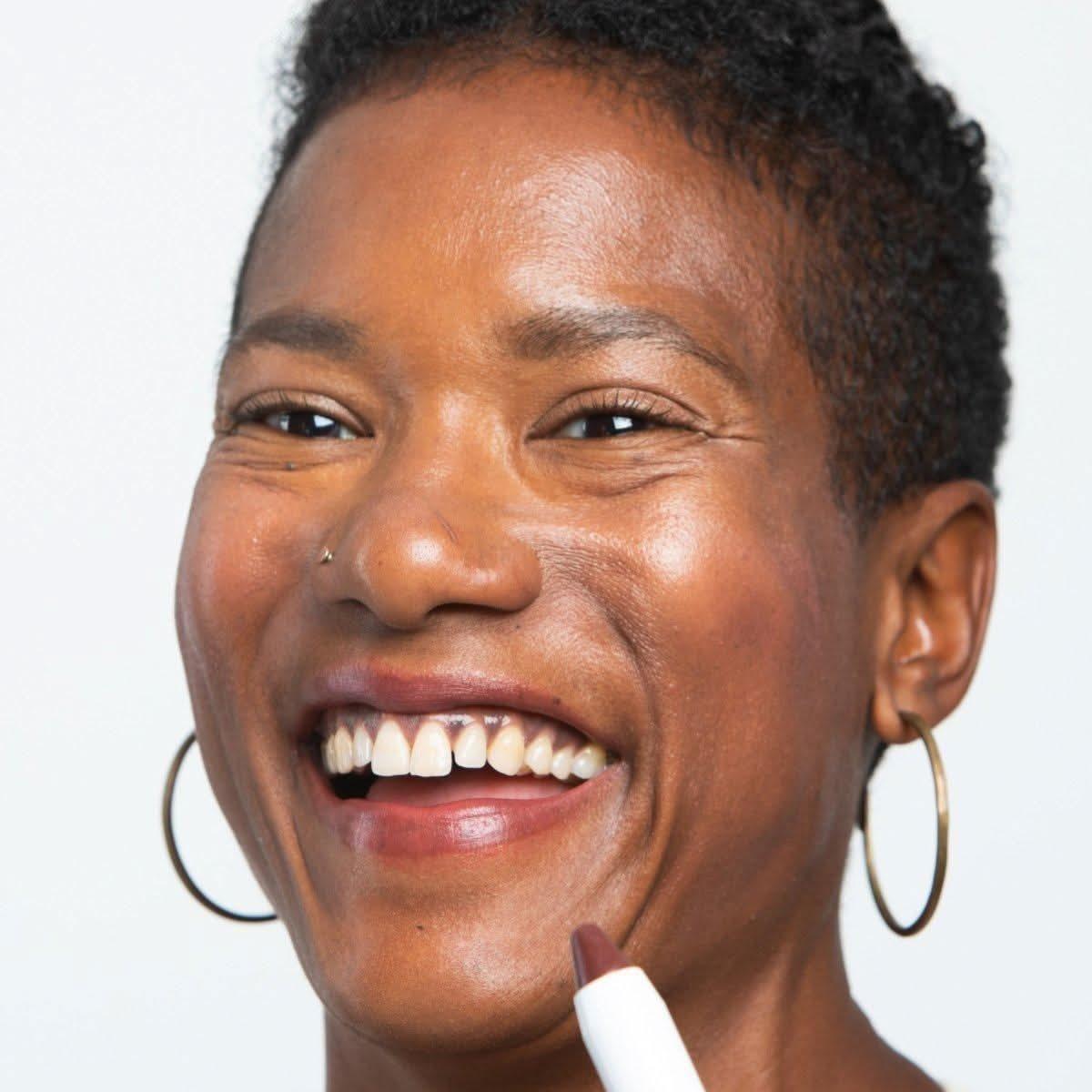 Ogee Tinted Sculpted Lip Oil | Hydrating, Buildable Colour with Organic Jojoba & Nourishing Butters Ogee Tinted Sculpted Lip Oil - Glam Global UKOgee