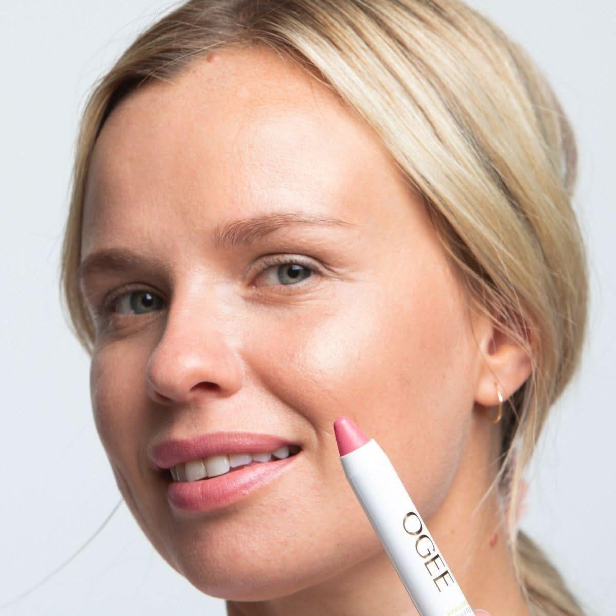 Ogee Tinted Sculpted Lip Oil | Hydrating, Buildable Colour with Organic Jojoba & Nourishing Butters Tinted Sculpted Lip Oil - Glam Global UK