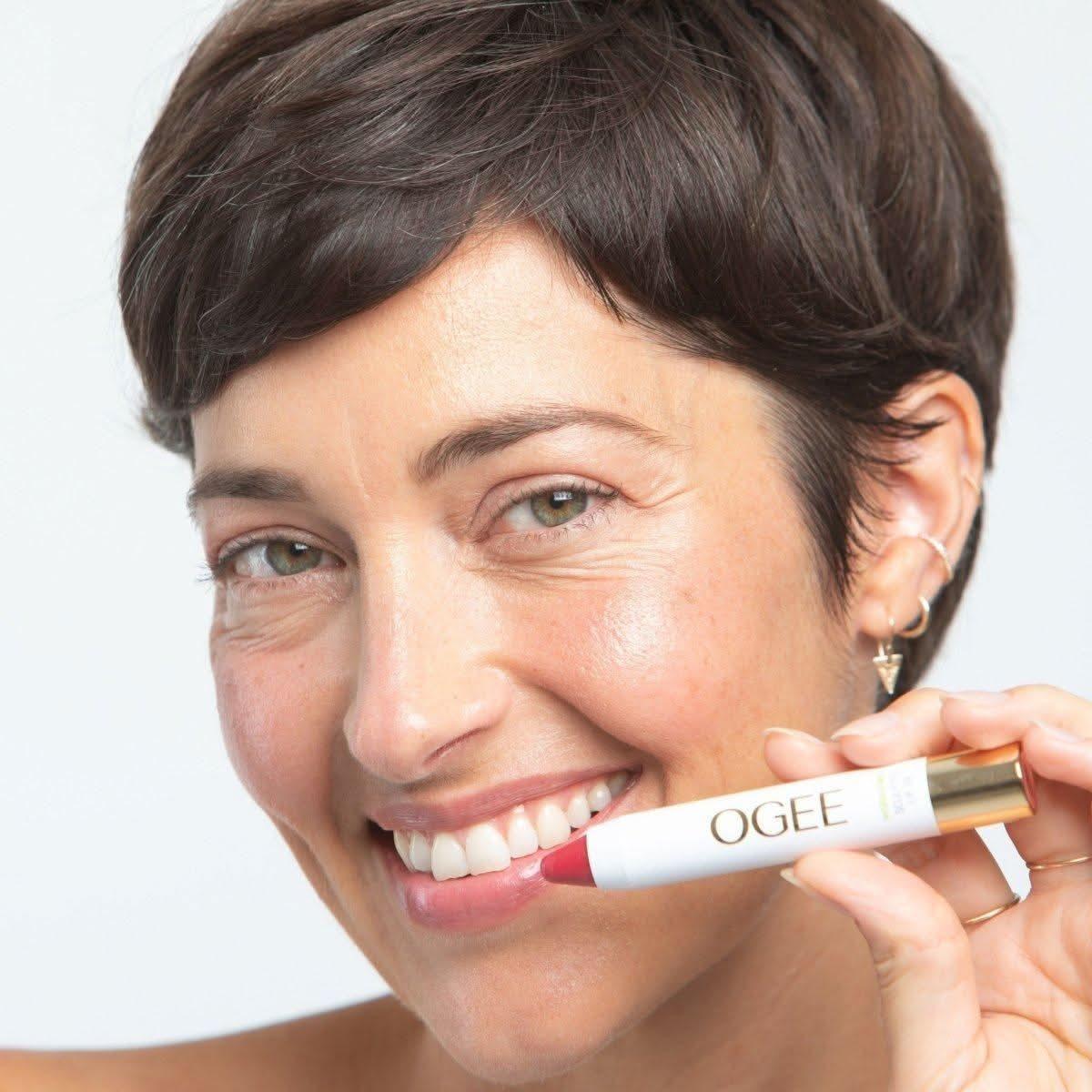 Ogee Tinted Sculpted Lip Oil | Hydrating, Buildable Colour with Organic Jojoba & Nourishing Butters Ogee Tinted Sculpted Lip Oil - Glam Global UKOgee