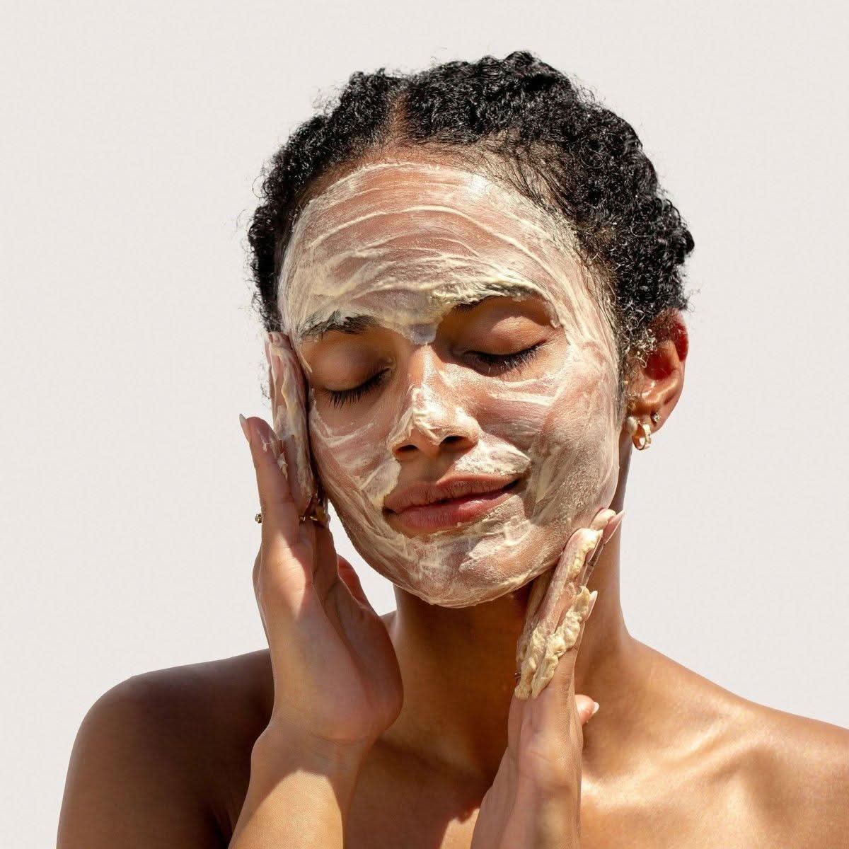 Bloomeffects Tulip Nectar Cleansing Cream - 90ml - Hydrating, Nourishing Cleanser for Healthy, Glowing Skin Bloomeffects Tulip Nectar Cleansing Cream - 90ml - Glam Global UKBloomeffects