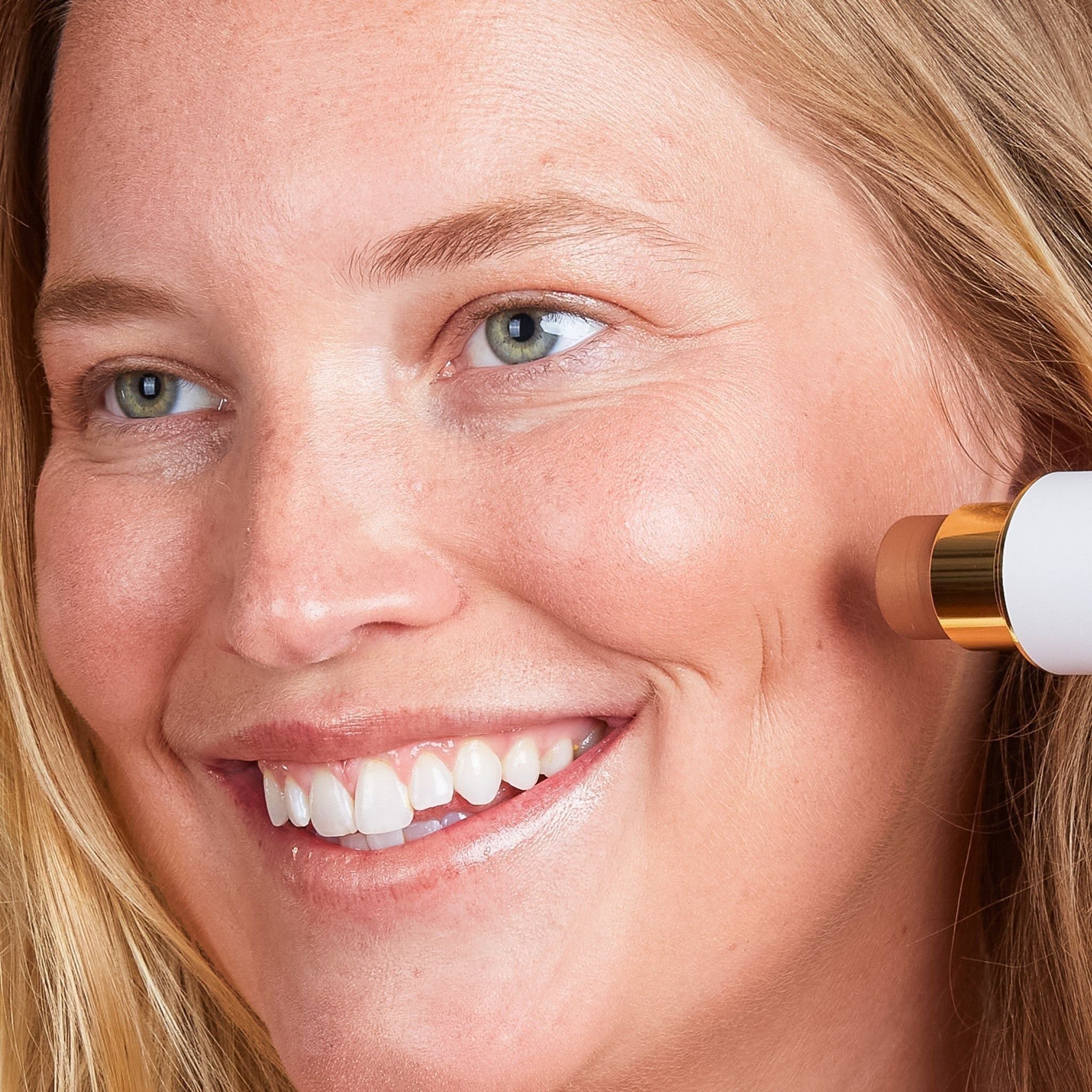 Ogee Sculpted Face Stick | Multi-Use Hydrating Color for a Natural Glow Ogee Sculpted Face Stick - Glam Global UKOgee