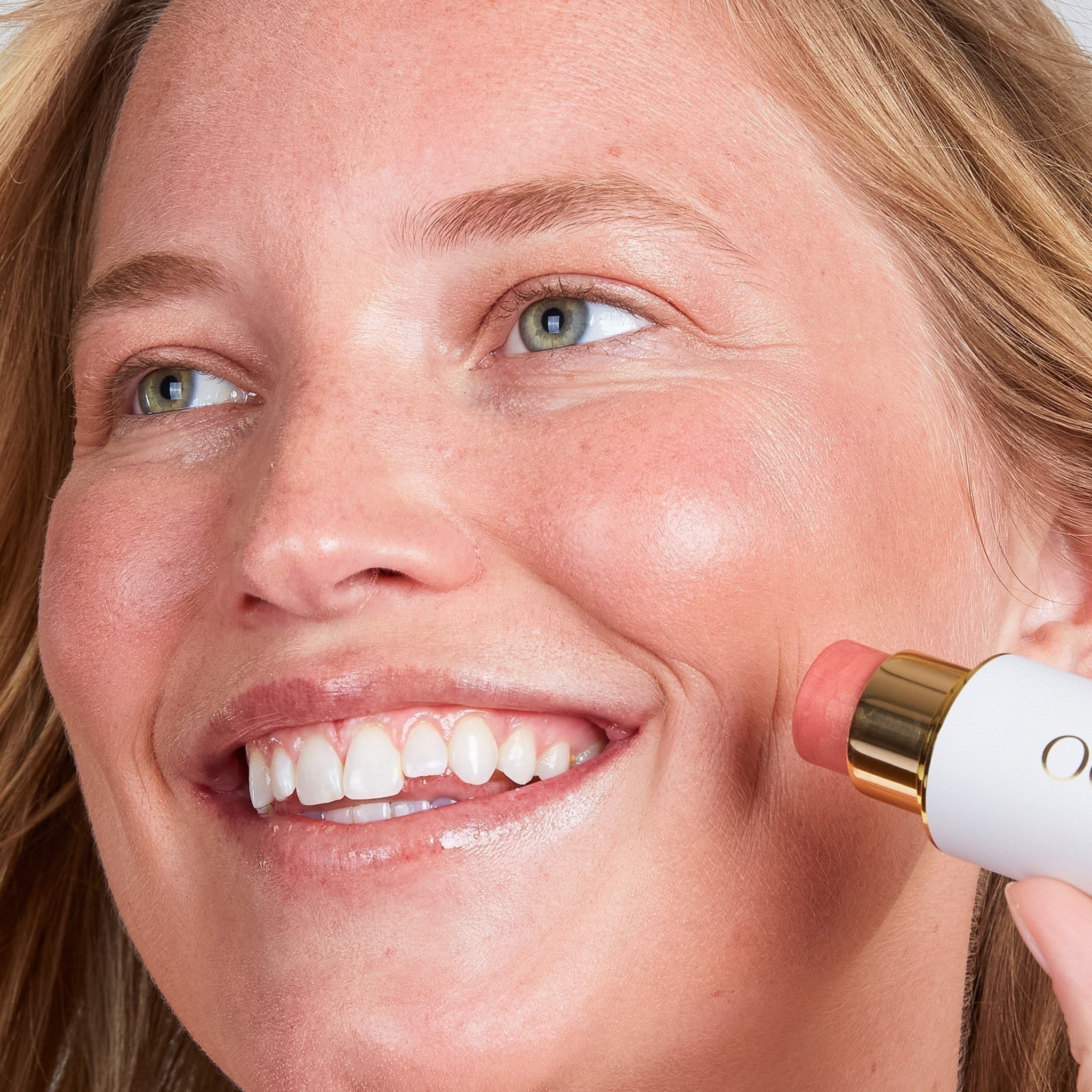 Ogee Sculpted Face Stick | Multi-Use Hydrating Color for a Natural Glow Ogee Sculpted Face Stick - Glam Global UKOgee