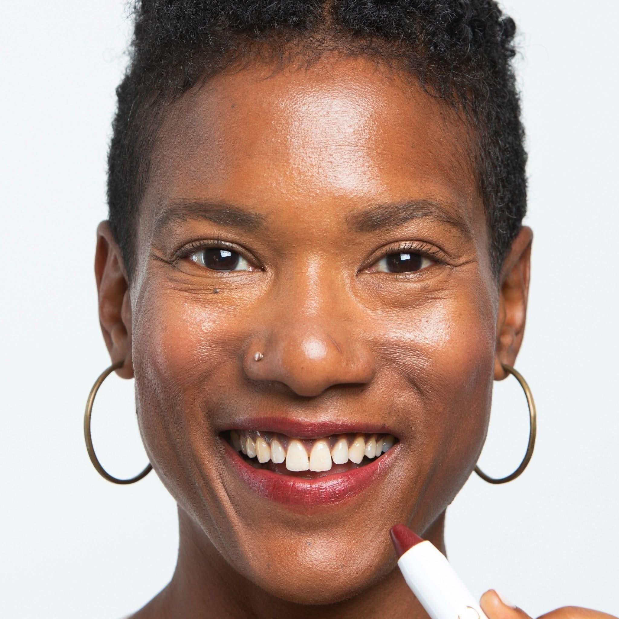 Ogee Tinted Sculpted Lip Oil | Hydrating, Buildable Colour with Organic Jojoba & Nourishing Butters Ogee Tinted Sculpted Lip Oil - Glam Global UKOgee