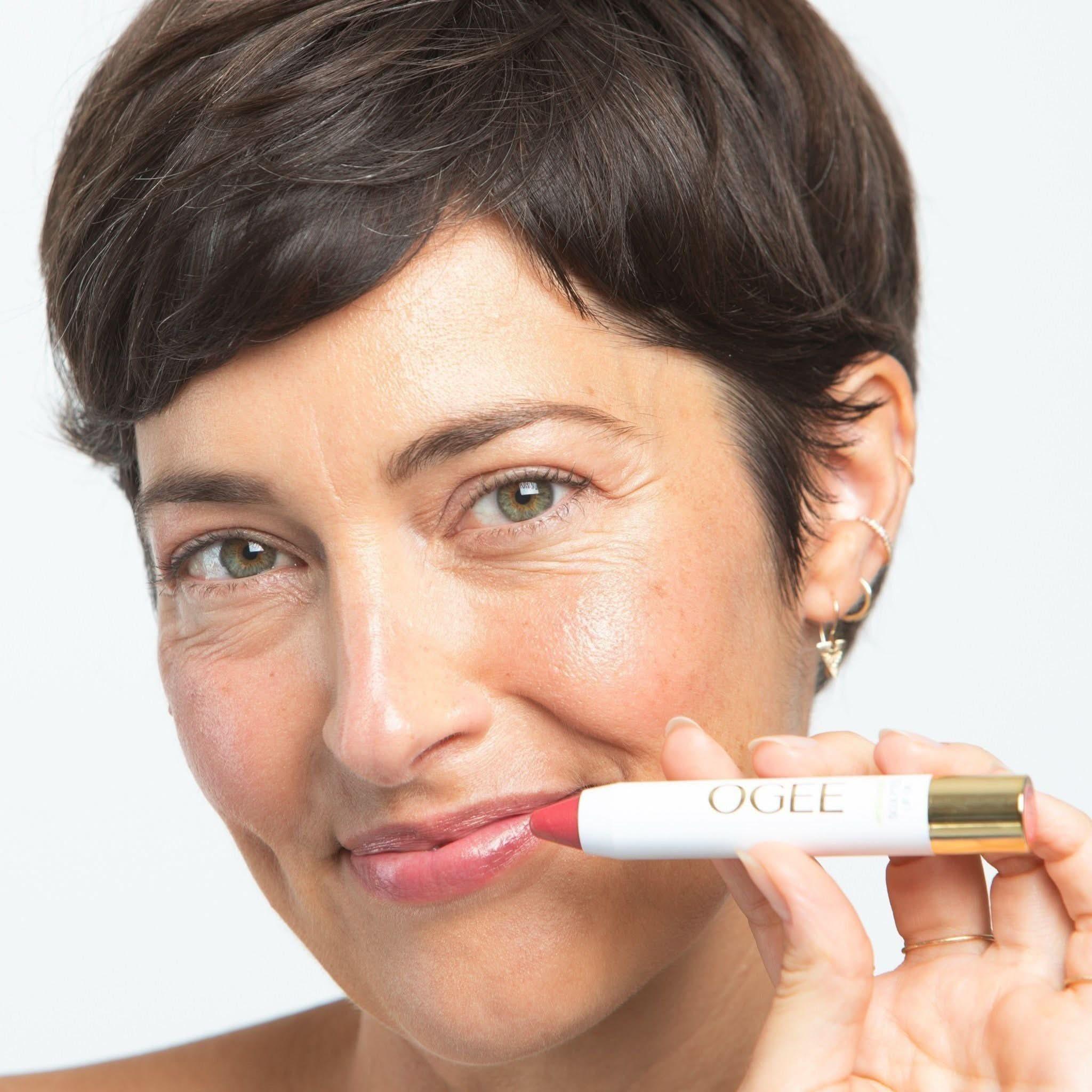 Ogee Tinted Sculpted Lip Oil | Hydrating, Buildable Colour with Organic Jojoba & Nourishing Butters Ogee Tinted Sculpted Lip Oil - Glam Global UKOgee