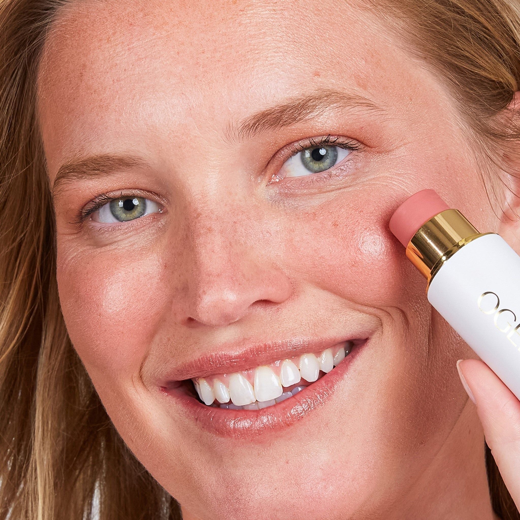 Ogee Sculpted Face Stick | Multi-Use Hydrating Color for a Natural Glow Ogee Sculpted Face Stick - Glam Global UKOgee