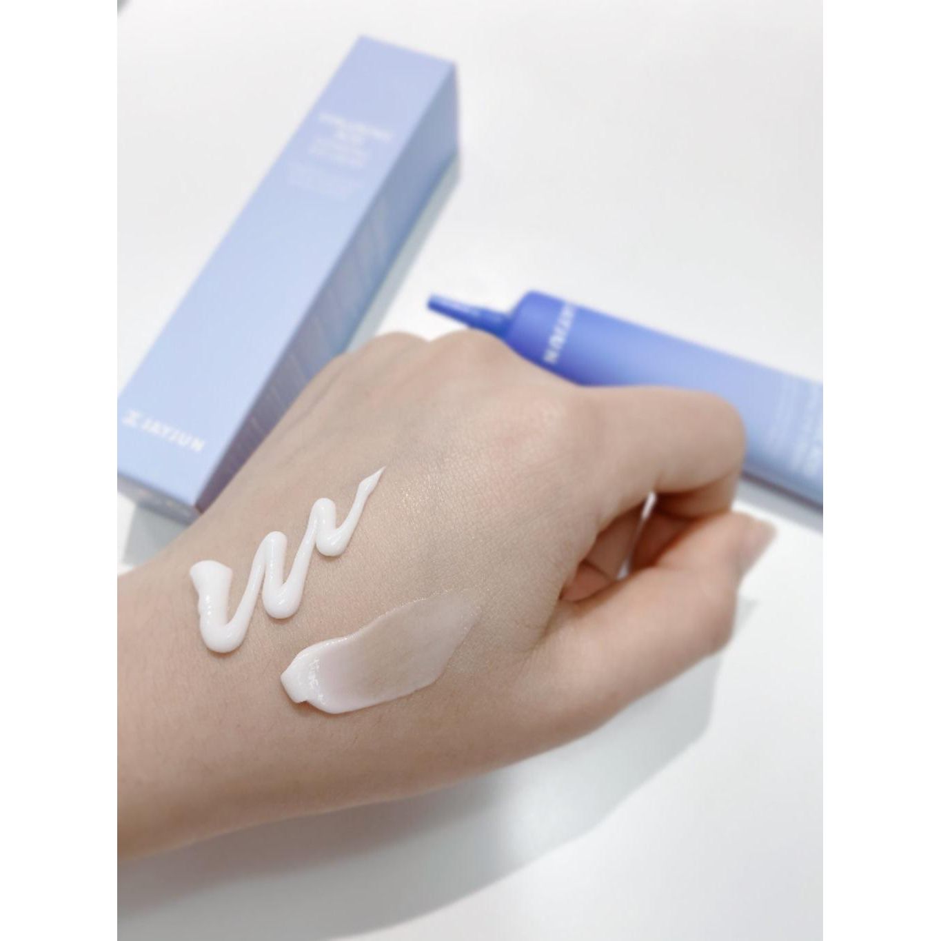 JayJun Hyaluronic Eye Cream 25 ml – Hydration & Brightness