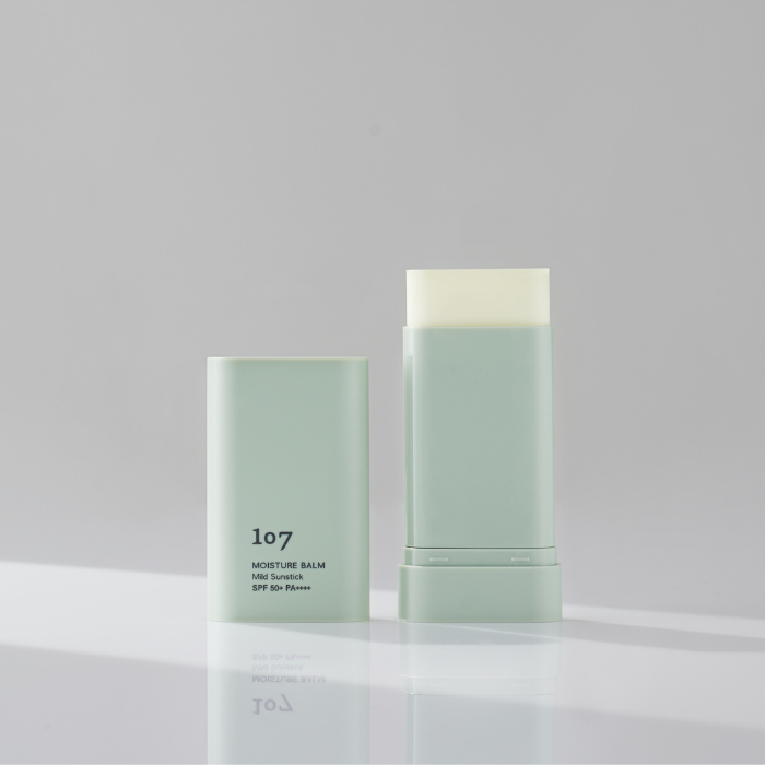 107 Moisture Balm Sunstick 18g – SPF50 Hydration Glow