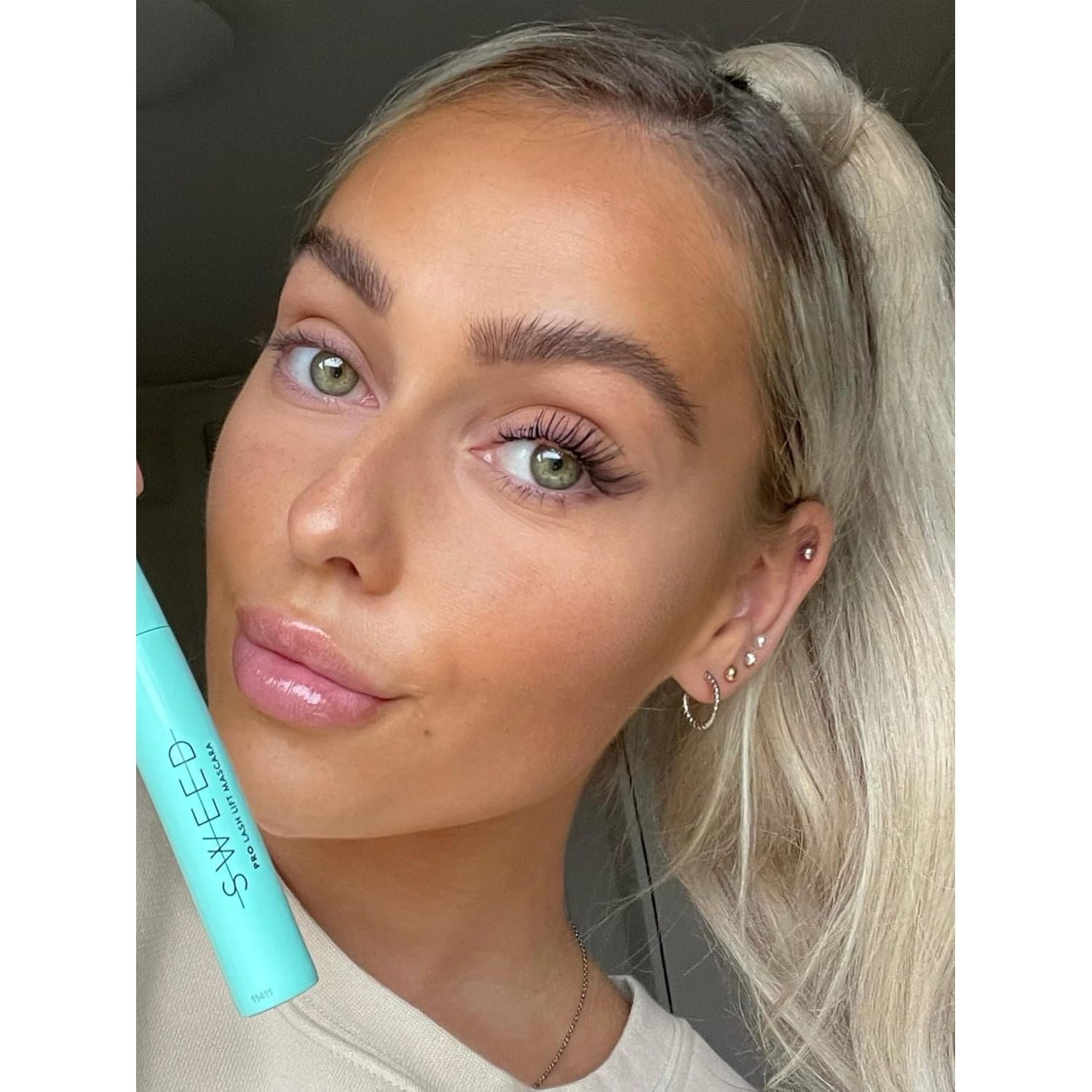 - Lash Lift Mascara | Lightweight, Flake-Free, Smudge-Proof | Vitamin B5 | Vegan, Cruelty-Free, Clean Beauty (Black, 0.27 Oz | 8 Ml)