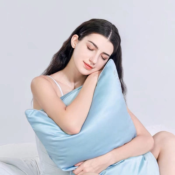 iluminage Skin Rejuvenating Copper Ion Beauty Pillowcase – Anti-Ageing Overnight Skin Support