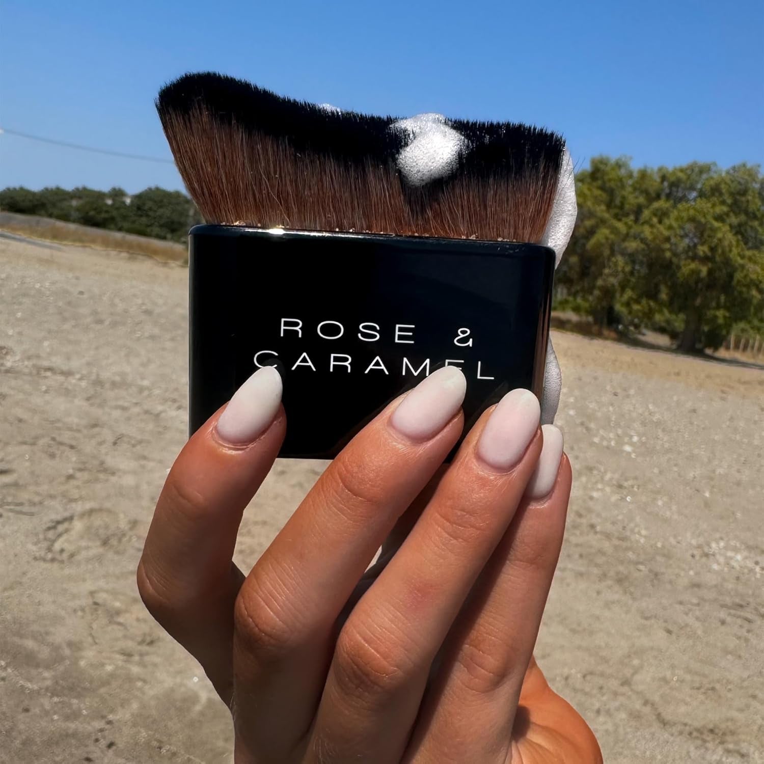 Rose & Caramel Blending Brush | Flawless Self-Tan Application for Hands, Elbows, Knees & Feet