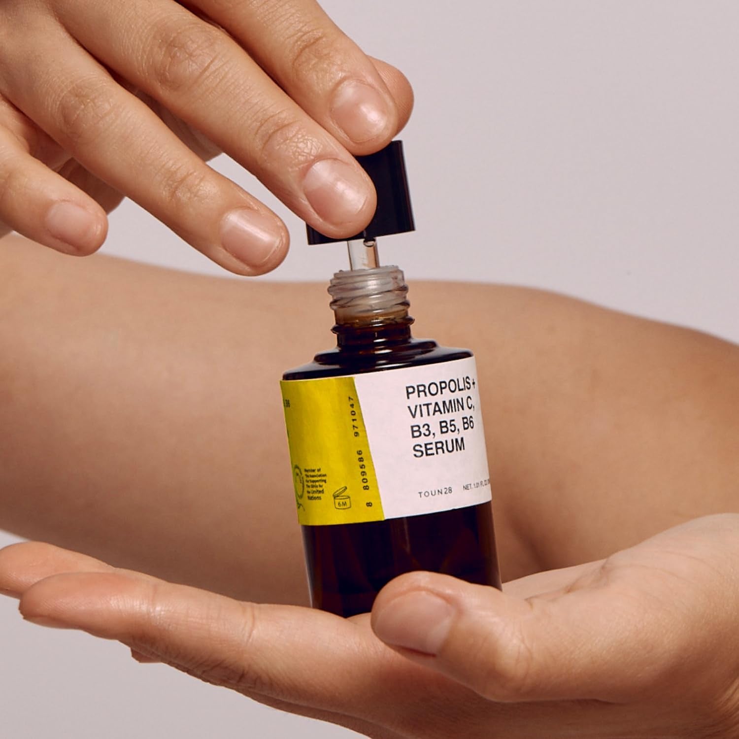 Propolis Vitamin C B3 B5 B6 Serum 1.01 Fl.Oz / 30Ml | Nutrient Face Serum for Dry and Tired Skin | with Propolis and Pure Vitamin C | Allergen-Free and Cruelty-Free