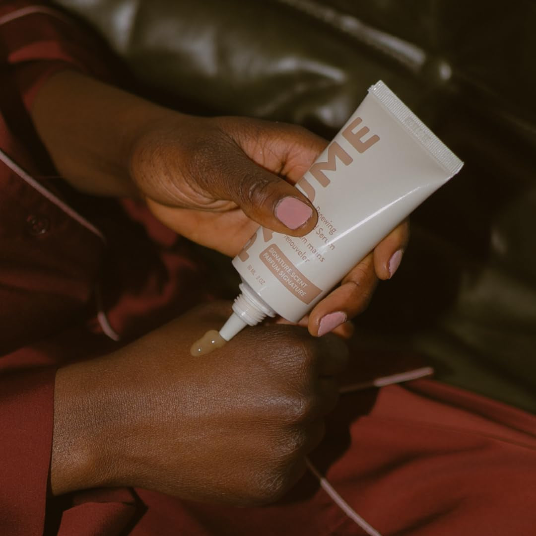 Renewing Hand Serum for Dry, Aging Skin with Hyaluronic Acid, Niacinamide and Vitamin C, Improve Skin Elasticity, Youthful-Looking Hands, 2 Oz