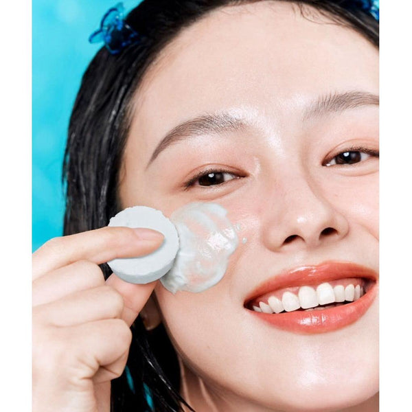 belif Super Drops Multi - 7 Hyaluronic Frozen Serum - 5ml × 9 Capsules | Cooling, Hydrating & Pore - Tightening Skincare - Glam Global UKbelif