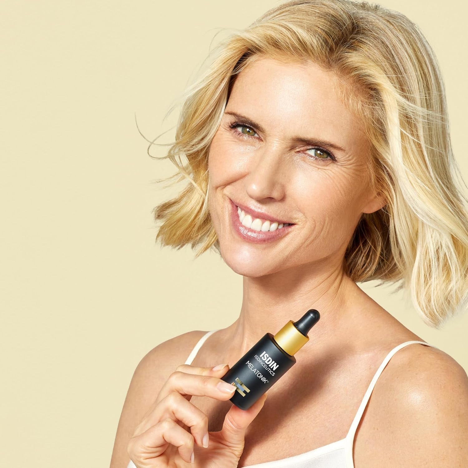 ISDIN Melatonik 3-in-1 Night Serum – 30ml | Repairs, Restores & Brightens While You Sleep