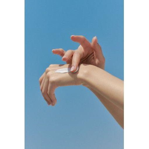 celimax Oil Control Light Sunscreen SPF50+ PA++++ 40ml - Glam Global UKcelimax