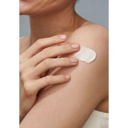 [haruharu wonder] Black Rice Moisture Airyfit Sunscreen SPF50+ 50ml - Glam Global UKharuharu wonder