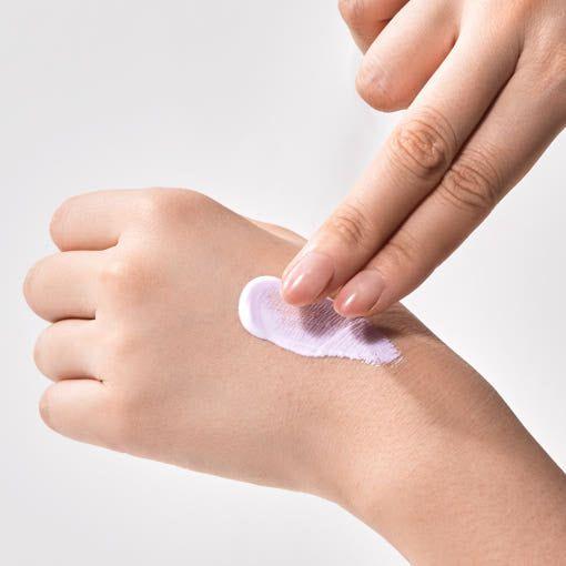 MEDIPEEL Hyaluronic Acid Layer Mooltox Mild Tone Up Sun Cream SPF 50+PA++++ - 50g - Glam Global UKMEDIPEEL