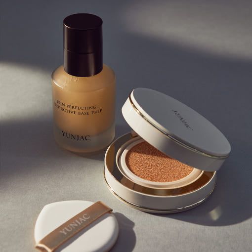 YUNJAC Long Wear Porcelain Cushion Foundation SPF50+ PA++++ - 15g x 2 | Brightening & Hydrating Coverage