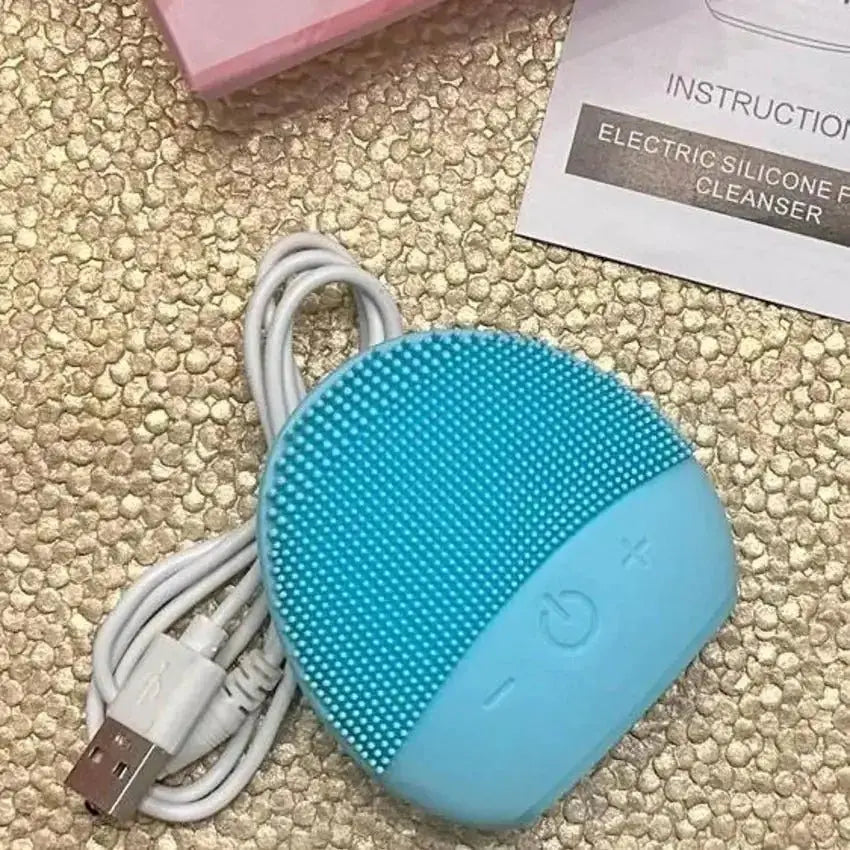 Rechargeable Facial Cleansing Brush - Glam Global UK