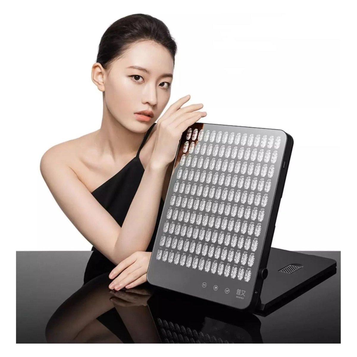 SEAYEO Pro LED Light facial Beauty Device - Glam Global UK