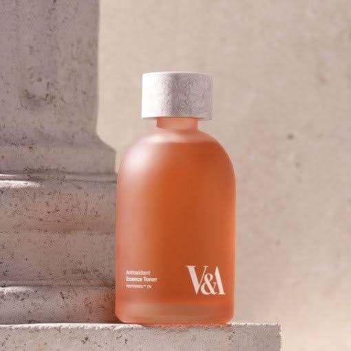 V&A BEAUTY Antioxidant Essence Toner 120ml - Glam Global UKV&A BEAUTY