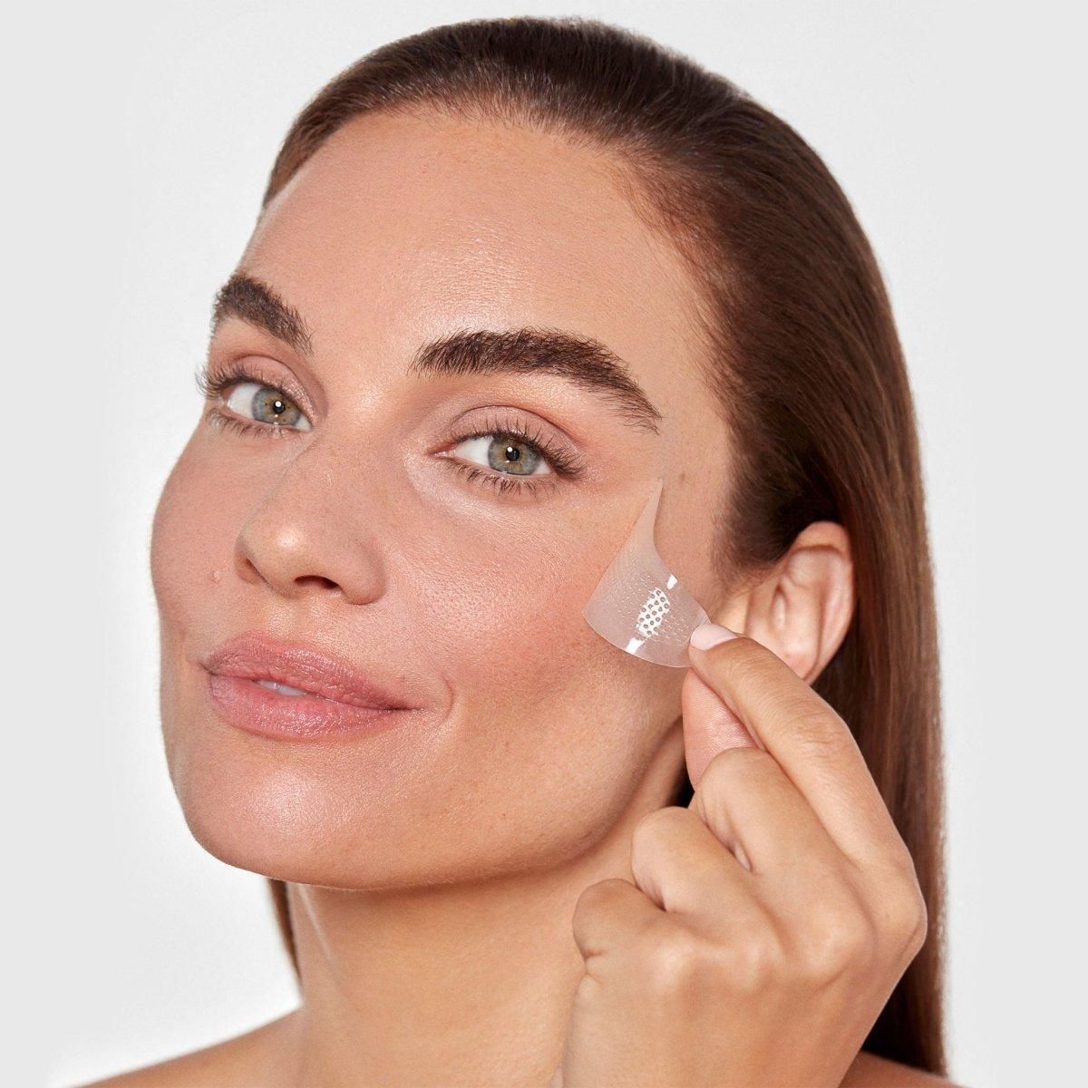 Wrinkle Erasing Retinol Patches - Glam Global UK